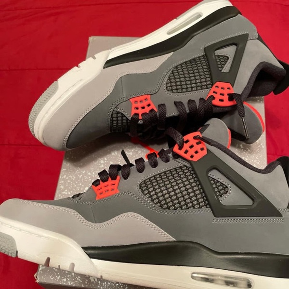 Air Jordan 4 retro - Picture 3 of 7